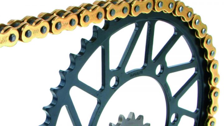 MAINTAIN THE BIKE CHAIN AND TENSION IT IN 5 STEPS WHILE Motorbike Servicing